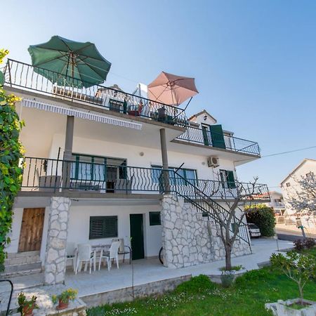 Apartments By The Sea Slatine, Ciovo - 1126 Trogir Exterior photo