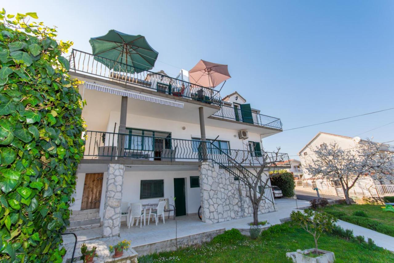 Apartments By The Sea Slatine, Ciovo - 1126 Trogir Exterior photo
