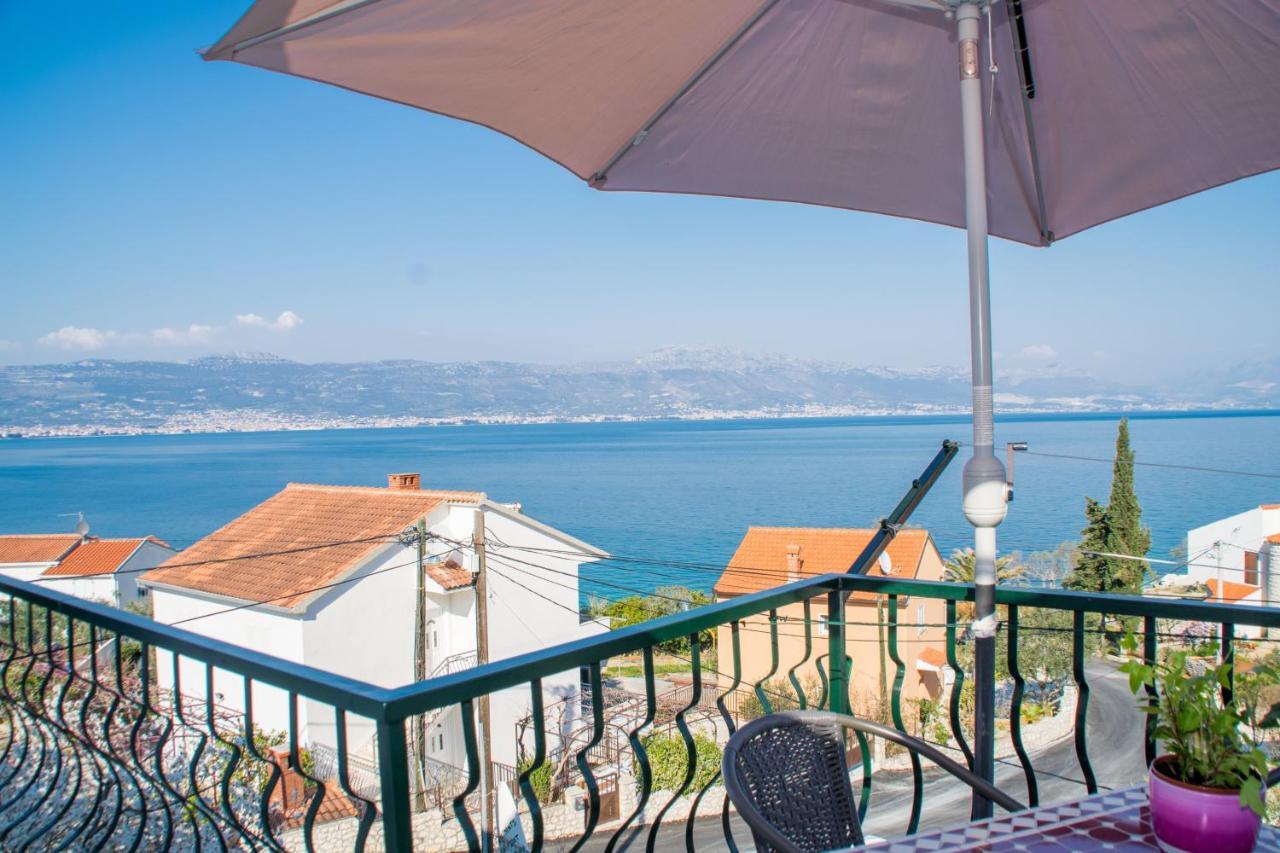 Apartments By The Sea Slatine, Ciovo - 1126 Trogir Exterior photo