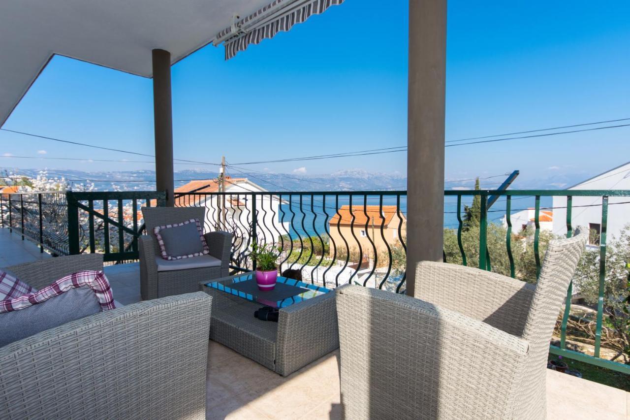 Apartments By The Sea Slatine, Ciovo - 1126 Trogir Exterior photo