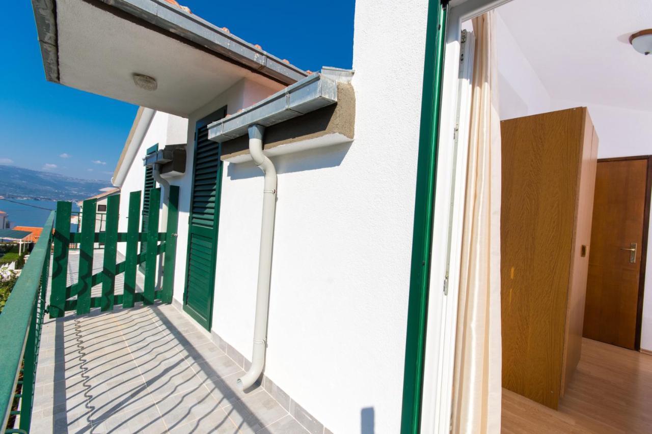 Apartments By The Sea Slatine, Ciovo - 1126 Trogir Exterior photo