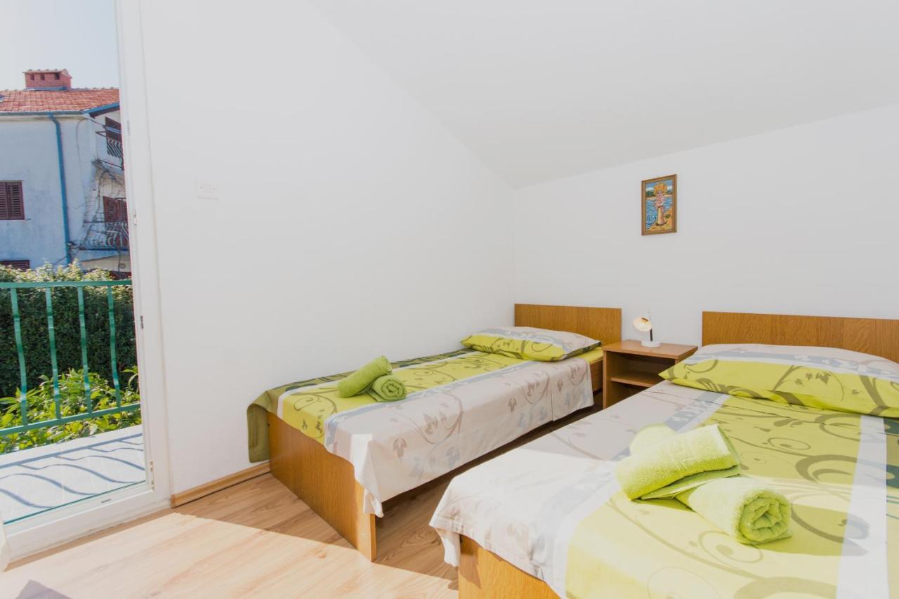 Apartments By The Sea Slatine, Ciovo - 1126 Trogir Exterior photo