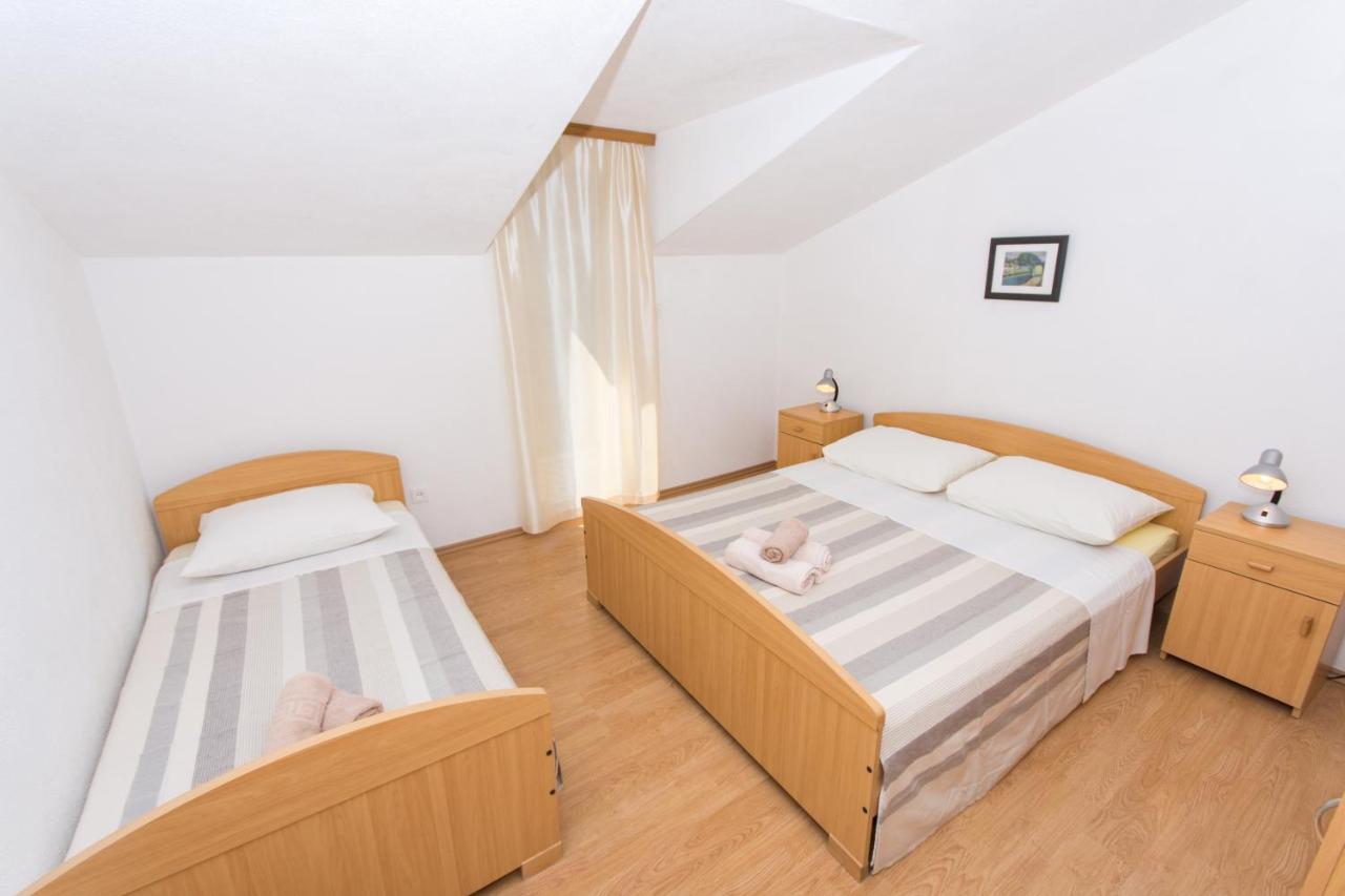 Apartments By The Sea Slatine, Ciovo - 1126 Trogir Exterior photo